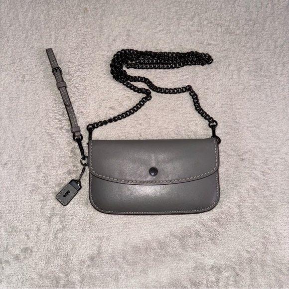 Coach 1941 Heather Gray Glovetanned Leather Clutch Wristlet with crossbody strap - Picture 1 of 6